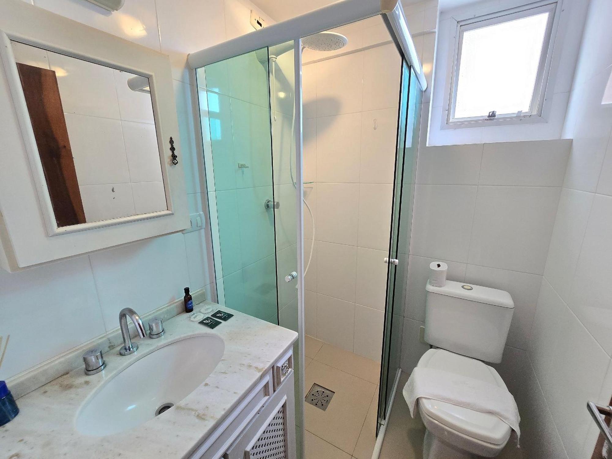 Apartamento 401 Frente Mar Roda Gigante 3 Quartos *