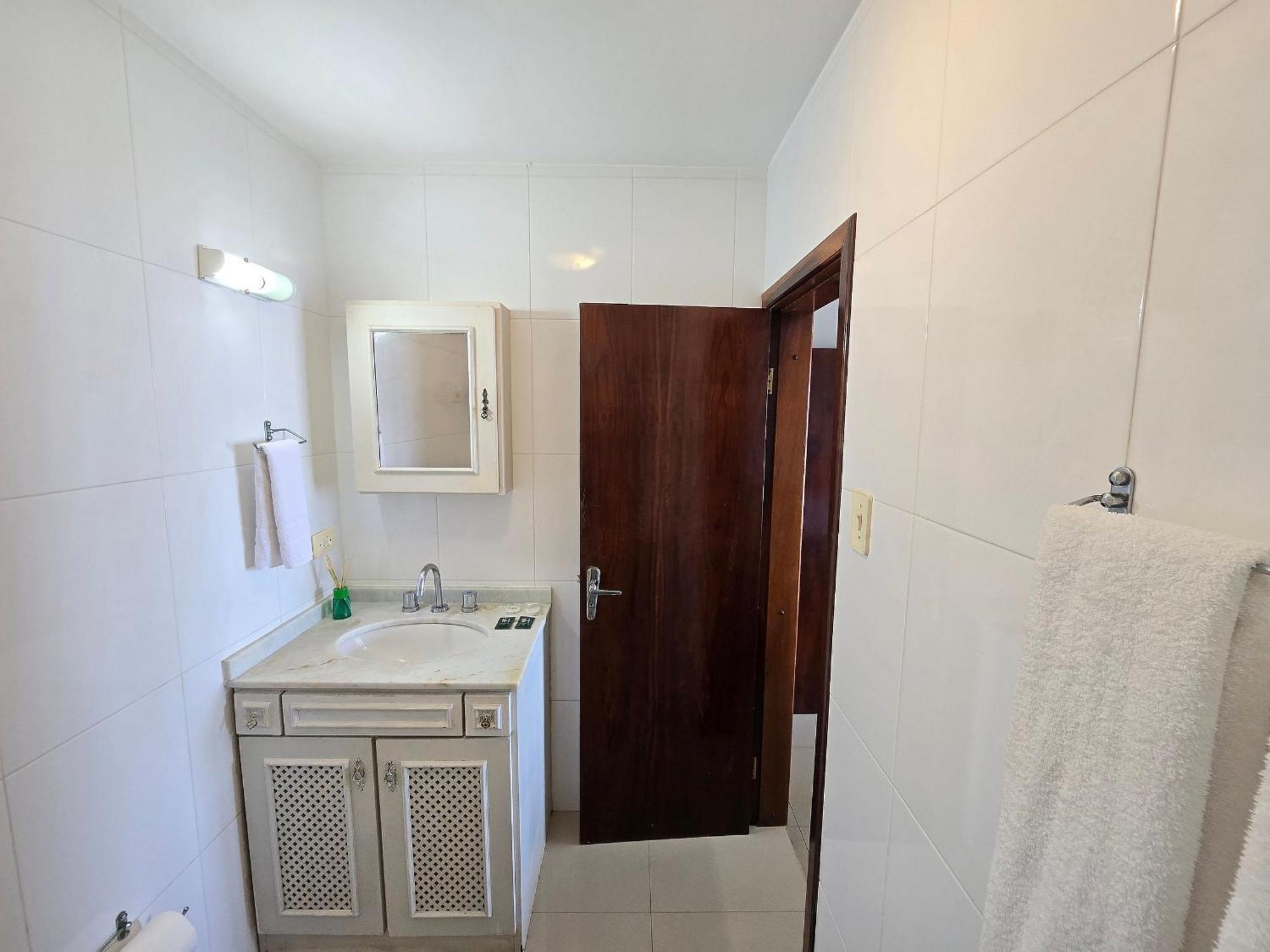 Apartamento 401 Frente Mar Roda Gigante 3 Quartos *
