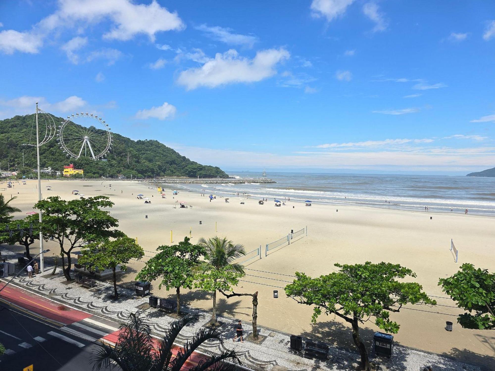 Apartamento 401 Frente Mar Roda Gigante 3 Quartos *