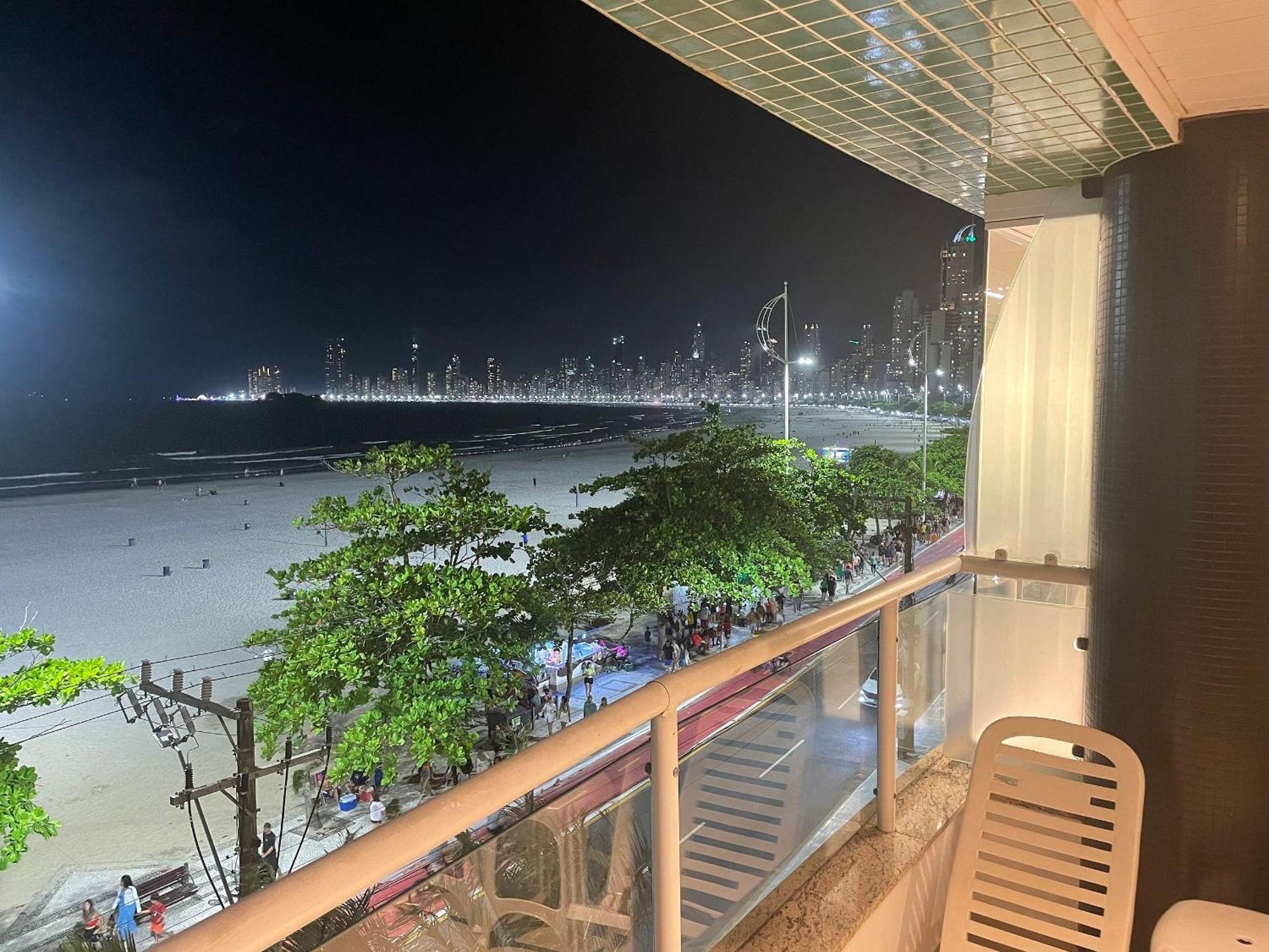 401 Frente Mar Roda Gigante 3 Quartos Apartamento